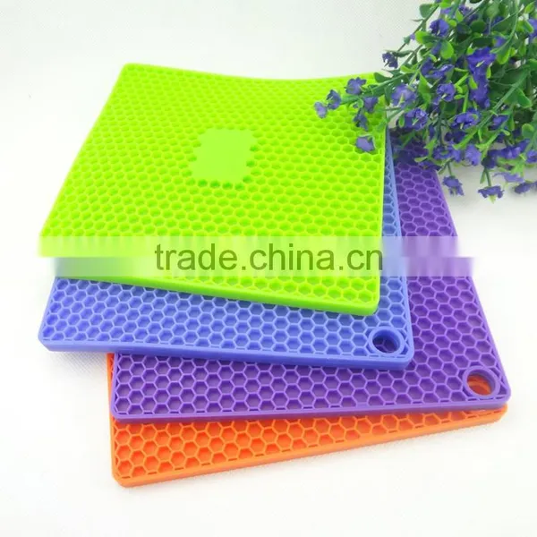 Eco-Friendly Square Silicone Cellular Place Mats photo-6