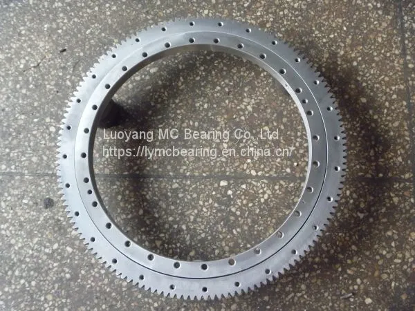 Four Point Contact Slewing Bearing photo-3