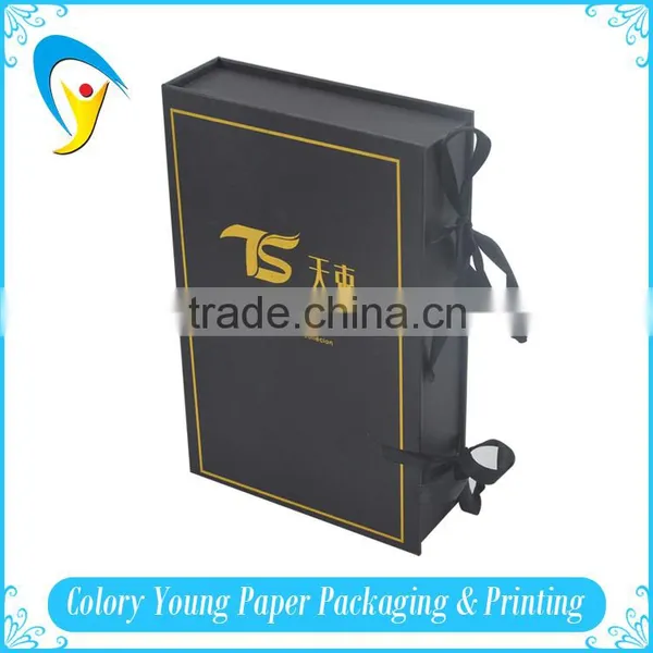 Guangzhou Factory Fibreboard Clamshell Cosmetic Box With Ribbon Handle photo-6