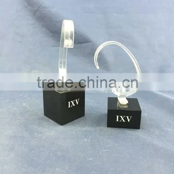 Customized clear acrylic watch case