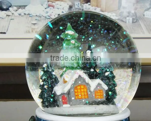 Polyresin Christmas Snow Globe Decoration Snow Globe With Music Box photo-2