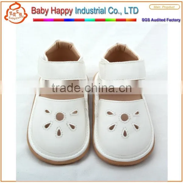 Shenzhen BabyHappy Hottest Fashion Toddler Squeaky Shoes photo-3