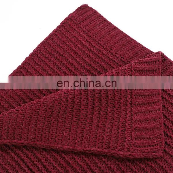 Wholesale High Quality Warm Knit Red Solid Color Throw Blanket photo-5