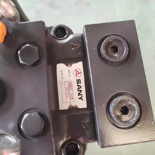 Authentic 60359570 SD070M-72/255-CHB Reducer Assembly Quality Swing Motor for Sany Excavator photo-3