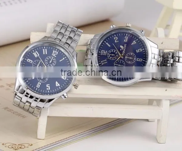 2015 Top Brand Luxury Fashion Metal Strip Three Six-pin Male Table Men Wriatwatch Stainless Steel Quartz Watch Explosion Models
