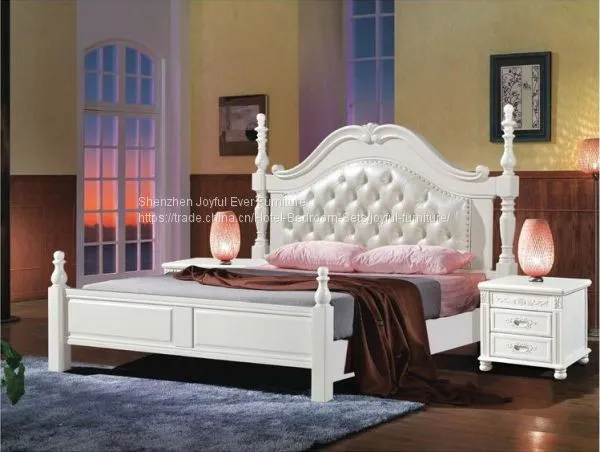 Rubber Bedroom Furniture Queen bed in White painting by PU leather Upholstered headboard