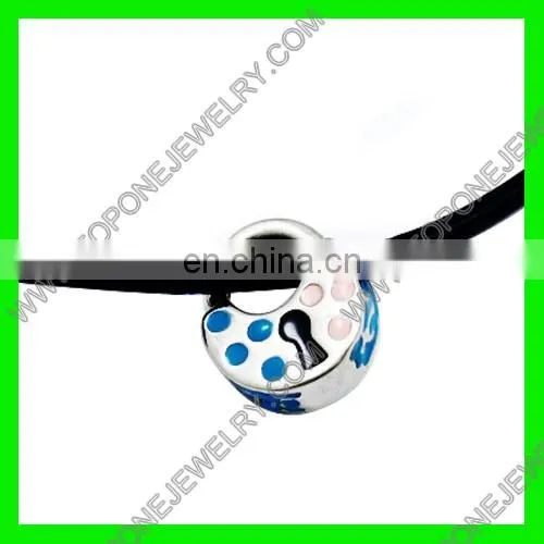 High Quality Stainless Steel Heart Key Lock Necklace photo-2
