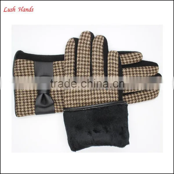 Ladies Wallow Gird Micro Velvet Gloves With Black Bow for Wholesale photo-2