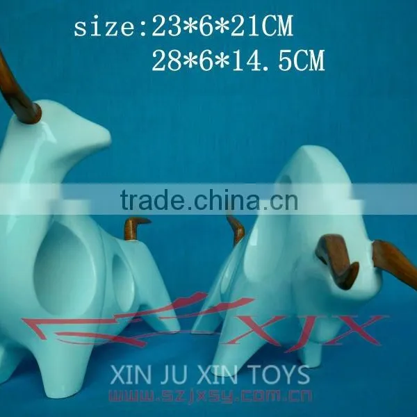 Home Accessories Polyresin Crafts Cow