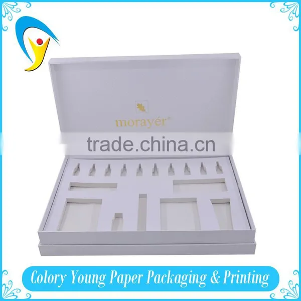 Custom Luxury White Packaging Paper Box For Cosmetic photo-4