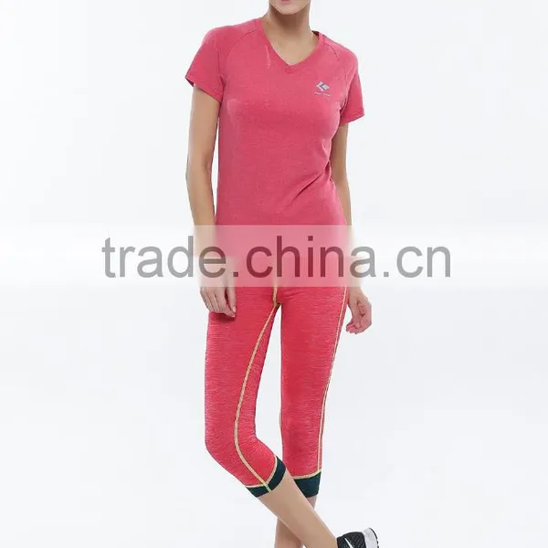 Soft Jersey Short Sleeve and Capris Yoga Wear Women Wholesale Yoga Wear photo-5