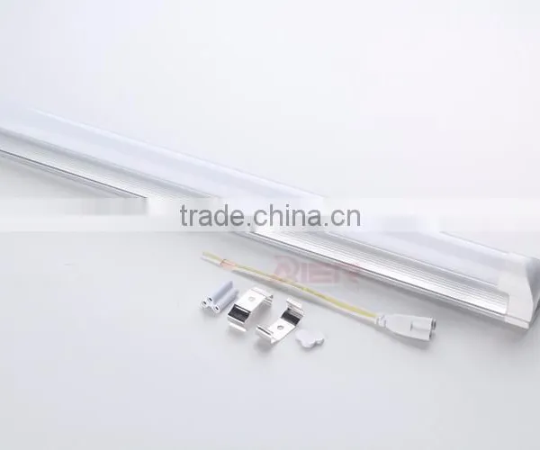 2016 Promotion Price Maintenance Free V Shaped T8 Integrated LED Tube Light 4ft 18W photo-5
