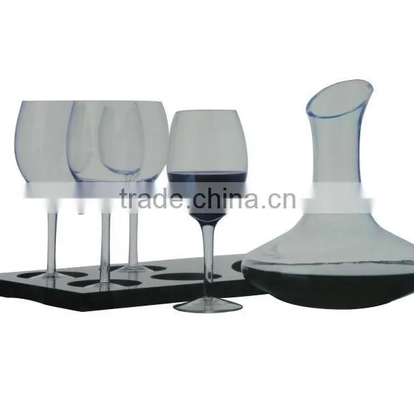 Glass Decanter + 4 Wine Glasses