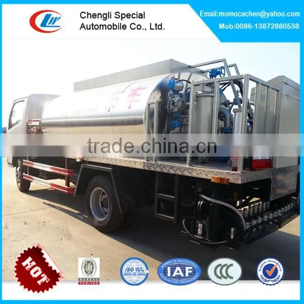 Mini Bitumen Sprayer Truck,3-4tons Asphalt Distributor,heated Bitumen Truck for Sale photo-3