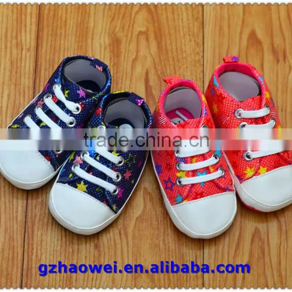 Star Printed Baby Footwear With Shoestring photo-6