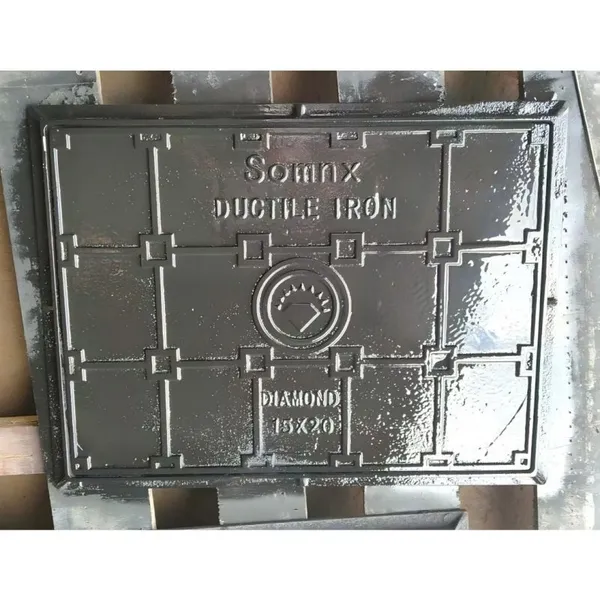 Custom-Sized or Logo D400 Heavy-Duty Roadway Ductile Cast Iron Manhole Cover Black Round & Rectangles Parking Safety photo-4