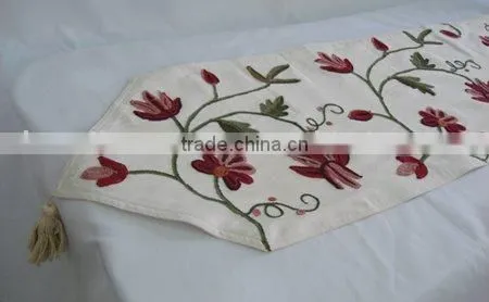 100% Linen Table Runner With Caddice Flower by Hand Houseware Household Textile