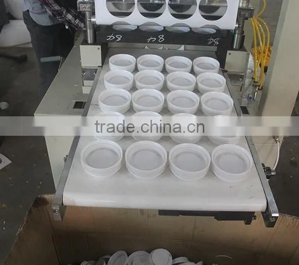 Cold Drinking Juice Paper Cup Lid Forming Machine photo-6