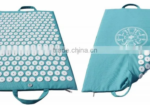 Acupressure mat / nail yoga mat kit / massage mat set