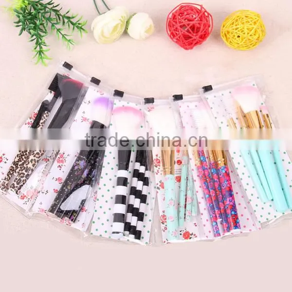 4pcs Cheap and Good Makeup Brush Set Beauty Brush Set Beauty Girl Cosmetics photo-3