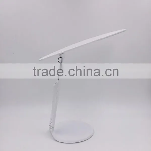 Modern Style Dimmable Rechargeable Led Desk Lamp photo-3