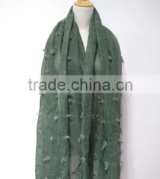 New Fashion Custom Cutting Pattern Plain Dyed Linon Viscose Hijab Scarf in Stock photo-6