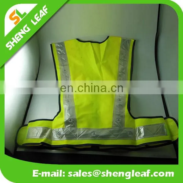 2017 Best Design of LED Reflective Running Vest. photo-4
