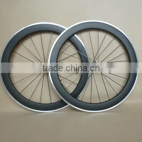 23mm Width Carbon Alloy Wheels Clincher 60mm Depth Aluminum Braking Surface Carbon Wheels