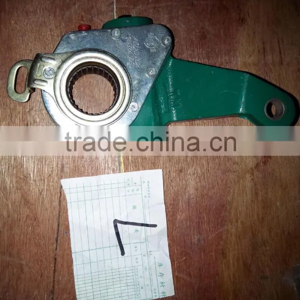 Sinotruk Truck Spare Parts Chassis Parts for Howo WG9100440005 Rear Wheel Adjustment Arm L photo-2