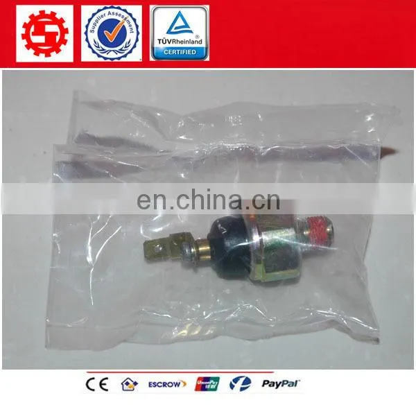 4900582 Engine Part Oil Pressure Switch