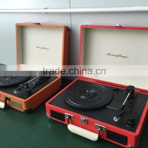 Hot Sale USB Bluetooth Vinyl Suitcase Style Turntable Record Player Home Turntable Vinyl Player photo-3