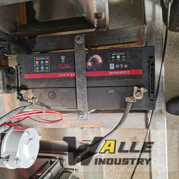 Chinese Factory Price Mobile Branch Wood Crusher Automatic Wood Chip Crusher for Wood Scraps photo-4