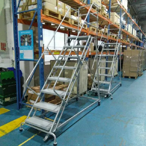Etu, Detachable Steel Mobile Ladder for Reaching Goods With Patent Self-locking Brakes photo-2