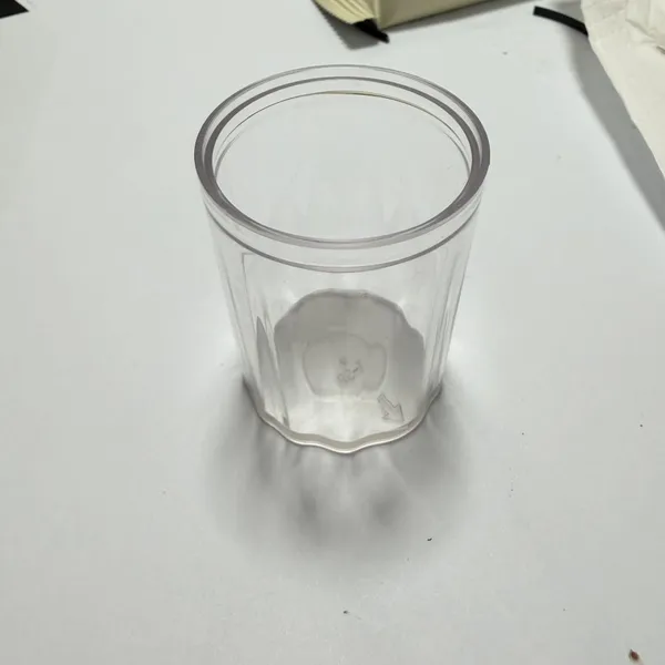 OEM Clear Cosmetic Cap Injection: 1*8 Cavities, Hot Runner, S136 Steel photo-2