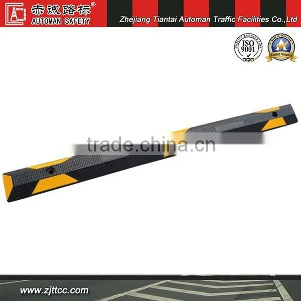 High Quality Black Rubber Molded Wheel Stopper photo-2