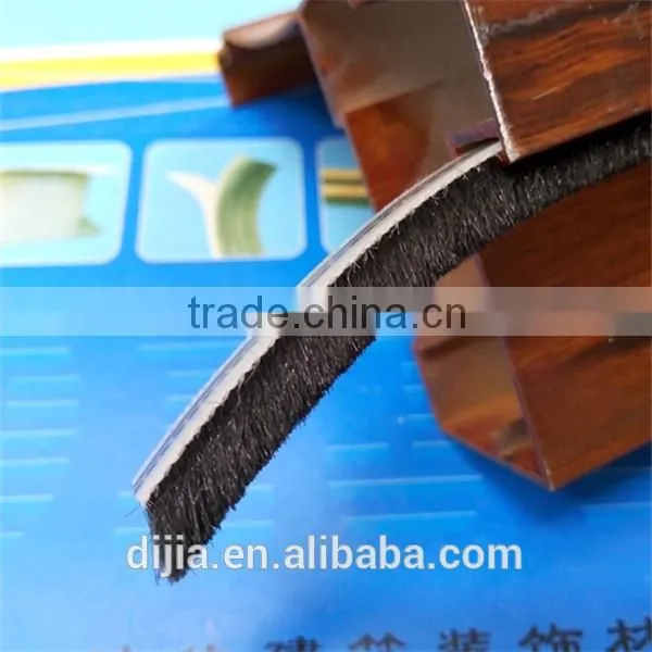 Extruded Silicone Seal Strip DJ384