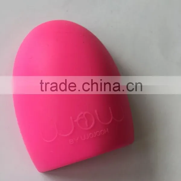 Makeup Brush Cleaner