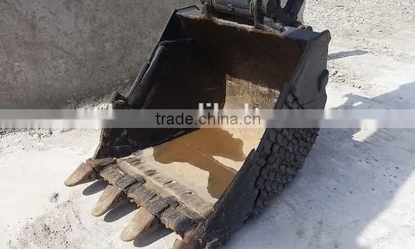 Janpan Used PC220-6 Crawler Excavator With Low Price photo-3