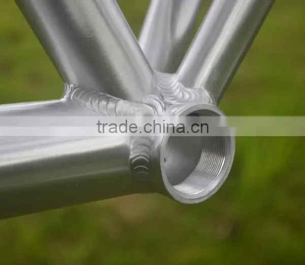 China Supply Light Weight Carbon Road Bike Frames photo-6