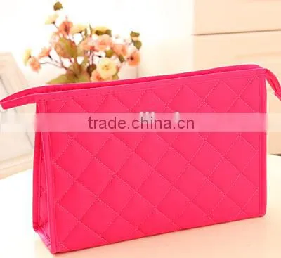 Good Quality Quilted Microfiber and Satin Fashion Travel Cosmetic Bag photo-5