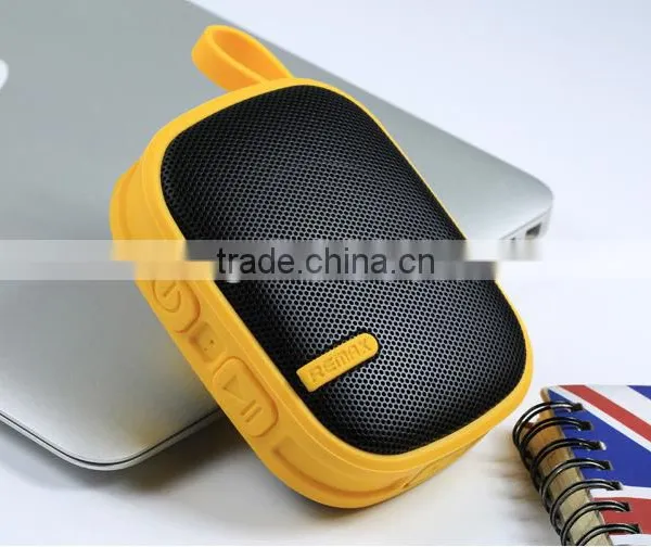 Remax X2 Portable Bluetooth Speaker With FM Radio Mic Hands Free Function photo-5