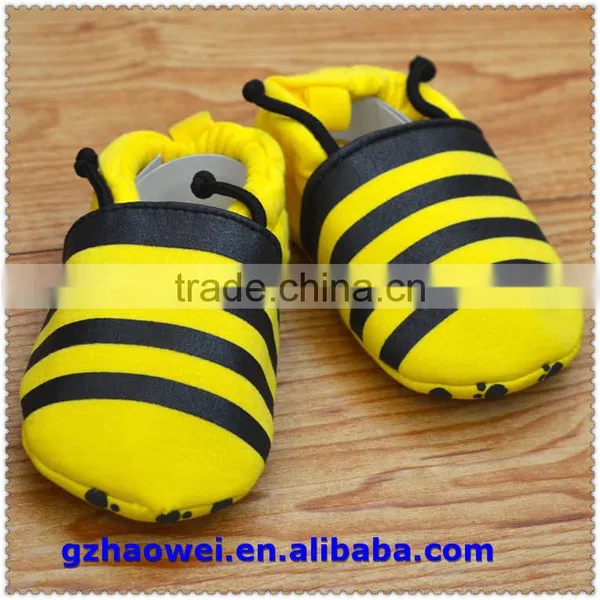Bee Style Printed Cotton Baby Footwear photo-2