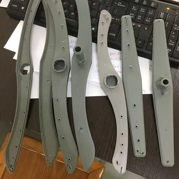 Plastic Welding Machine for PP Material Spray Arm; Plastic Melting Welding Equipment for Dishwasher Accessories; Golden Longxing Hot Plate Machine