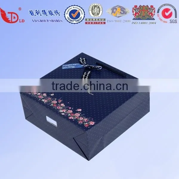 Fashion Design Customize Paper Gift Bag photo-3