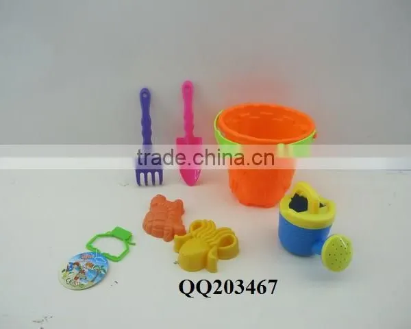 Plastic toy sand beach play set