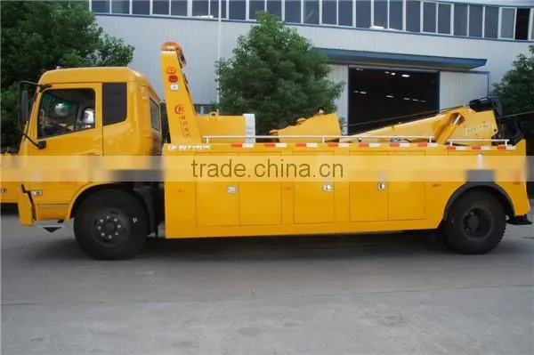 China New Dongfeng 6 Wheels Euro4 Wrecker Truck photo-6