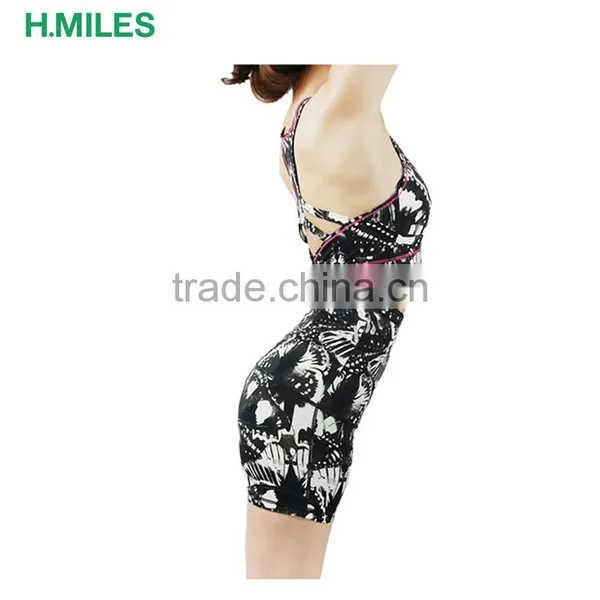 Yoga Wear Tank Top and Shorts Ladies Gym Suits photo-2