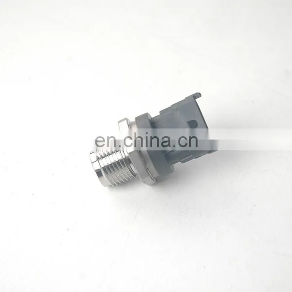Original Common Rail Pressure Sensor Oil Pressure Sensor 0281006364/3974092 photo-2