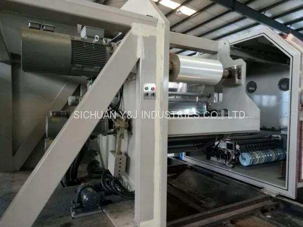 China Vacuum Metallizer Machine Vacuum Metallizing Machine for Anti Counterfeiting, Holographam Film Packaging Film Hot Stamping Foil photo-4