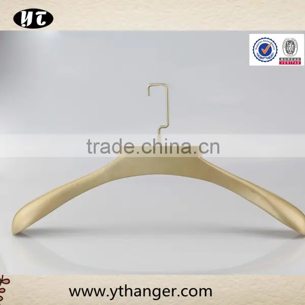 Fashion Black Wooden Top Hanger With With Wide Shoulder photo-3